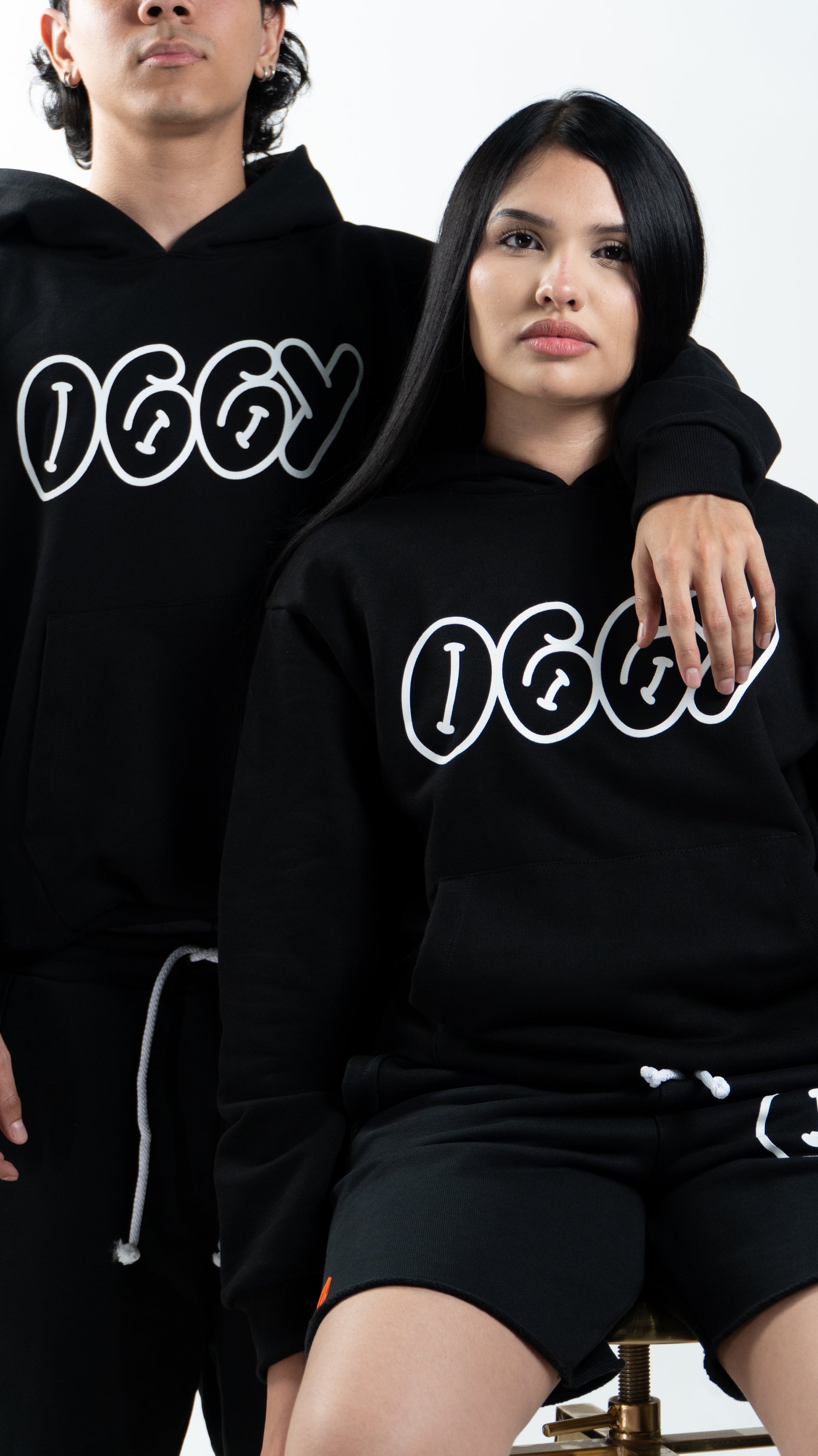 O66Y β ColecciΓ³n